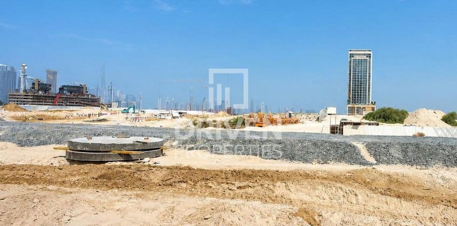 Land de 2091.9m² à Dubai, UAE No. 207113