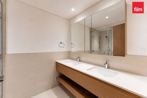 Appartement de 2 chambres à Dubai, UAE No. 203297 15