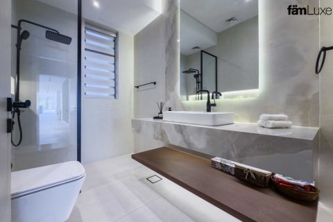 Villa de 5 dormitorios  No. 125254 31