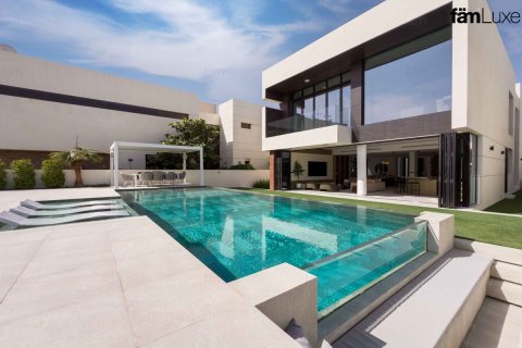 Villa de 5 dormitorios  No. 125254 25