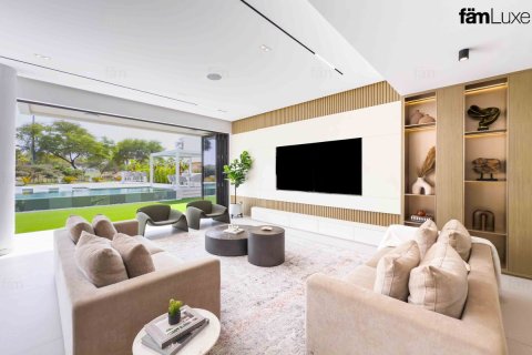 Villa de 5 dormitorios  No. 125254 17