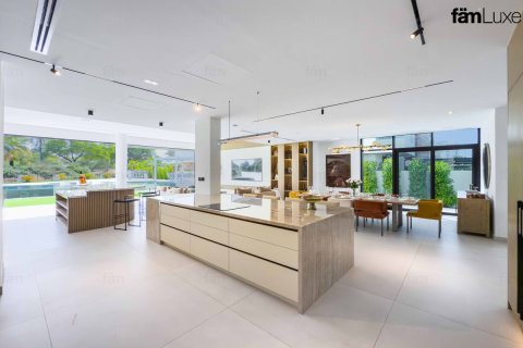 Villa de 5 dormitorios  No. 125254 22