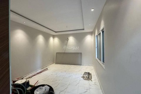 Villa de 6 dormitorios en Khobar, Saudi Arabia No. 60374 5