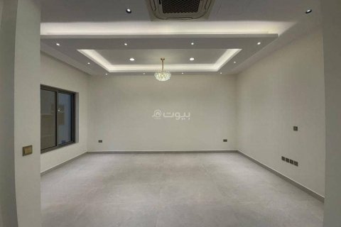 Villa de 6 dormitorios en Khobar, Saudi Arabia No. 60373 4