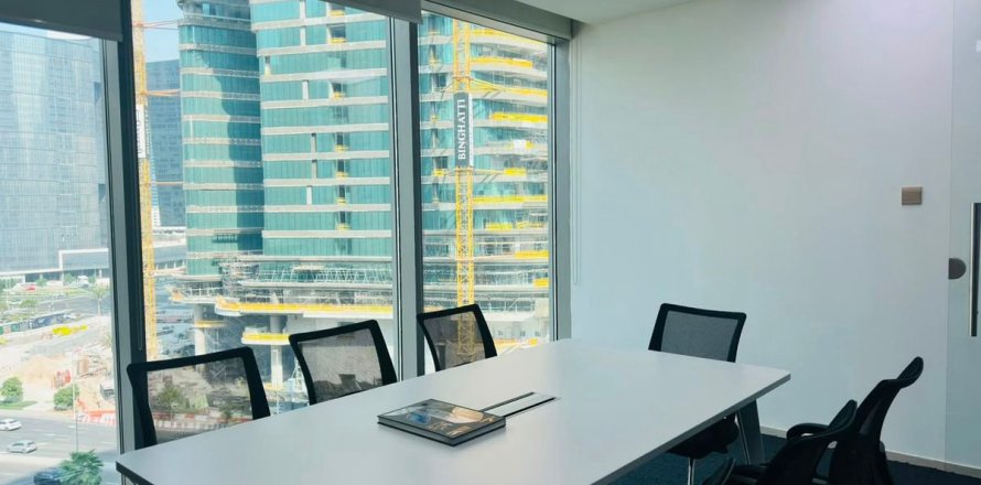 84.7m² Office in Dubai, UAE No. 210769