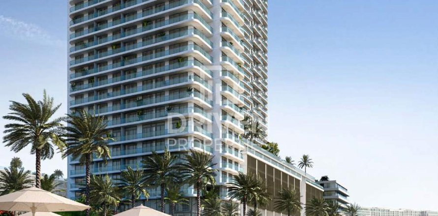 Appartement de 4 chambres à EMAAR Beachfront, UAE No. 201379