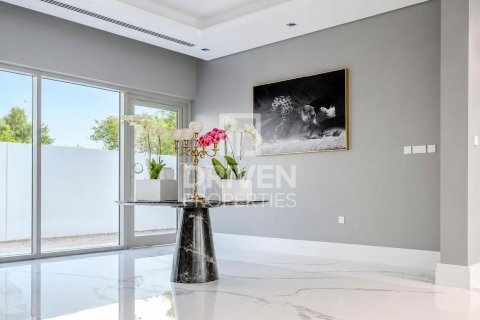 5 bedrooms Villa in District One, UAE No. 201377 6