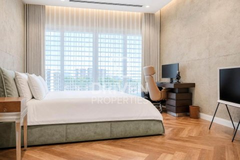 5 bedrooms Villa in District One, UAE No. 201377 14