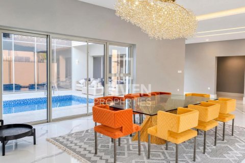5 bedrooms Villa in District One, UAE No. 201377 7