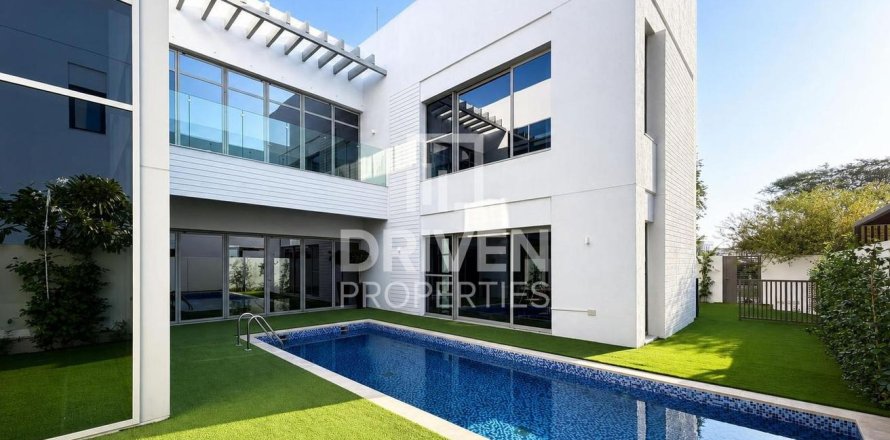 5 bedrooms Villa in District One, UAE No. 201377