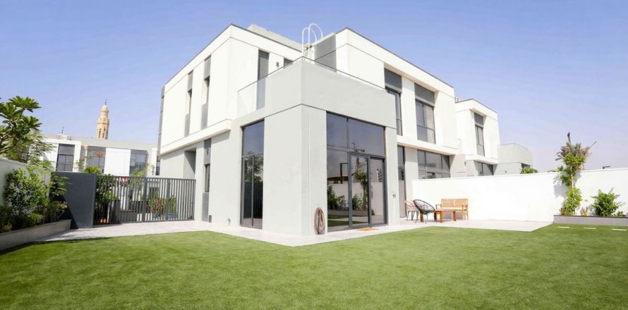 4 bedrooms Townhouse  No. 117834