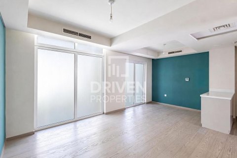 Townhouse de 3 dormitorios en Dubai, UAE No. 209227