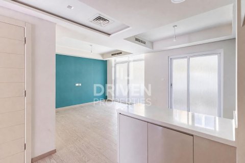 Townhouse de 3 dormitorios en Dubai, UAE No. 209227 3