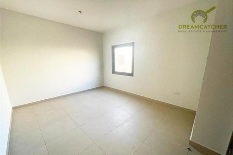 Villa de 3 dormitorios en Mina Al Arab, UAE No. 33342 8