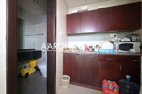 74مربع، مكتب في أبراج بحيرة جميرا, الإمارات العربية المتحدة رقم 144087 10