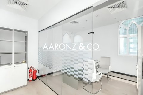 97مربع، مكتب في أبراج بحيرة جميرا, الإمارات العربية المتحدة رقم 144086 8