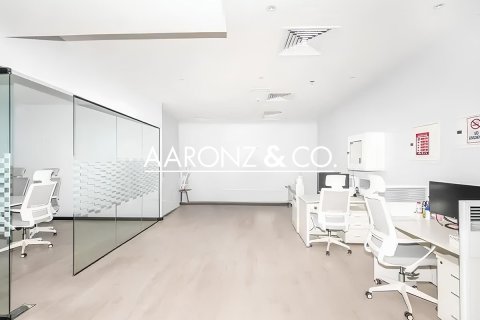 97مربع، مكتب في أبراج بحيرة جميرا, الإمارات العربية المتحدة رقم 144086 7