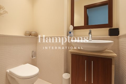 Квартира с 1 спальней в The Address Dubai Marina, ОАЭ №155310 6