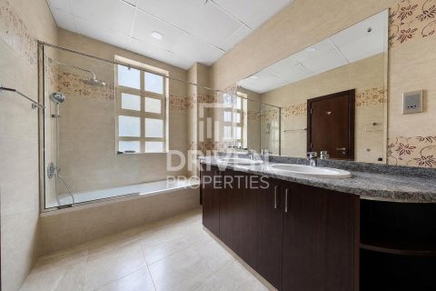 Villa de 5 dormitorios en The Villa, UAE No. 204637 20