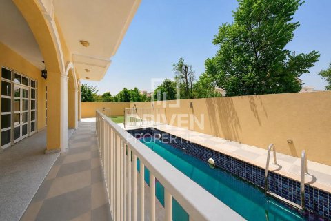 Villa de 5 dormitorios en The Villa, UAE No. 204637 28