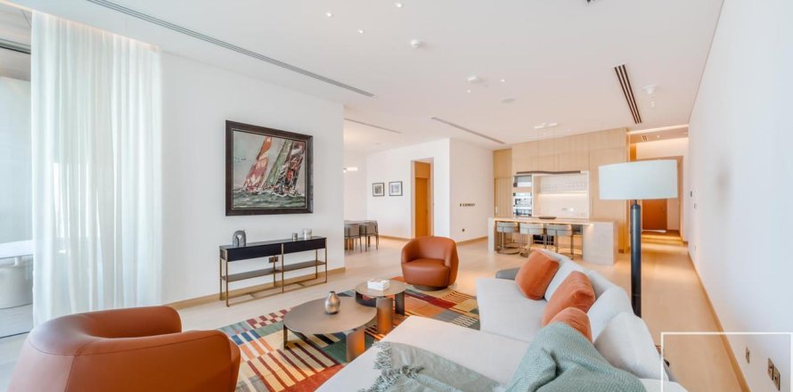 4 bedrooms Apartment  No. 107941