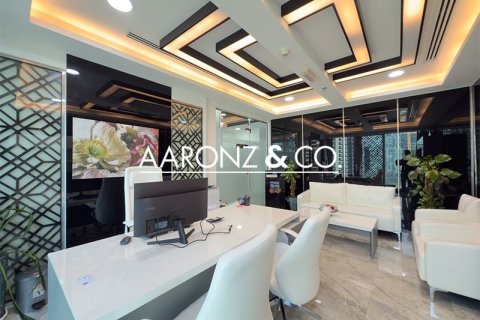 105m² Office in Business Bay, UAE No. 132824 3