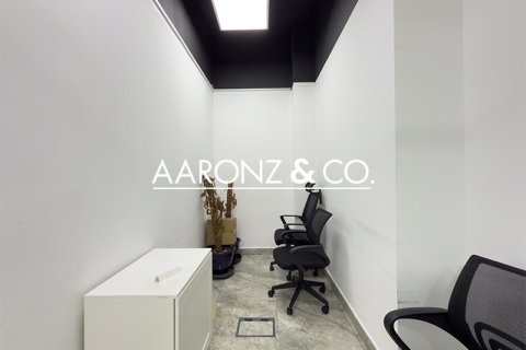 105m² Office in Business Bay, UAE No. 132824 8