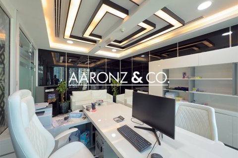105m² Office in Business Bay, UAE No. 132824 4