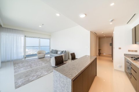 Квартира с 2 спальнями в EMAAR Beachfront, ОАЭ №89687 22