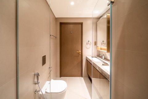 Квартира с 2 спальнями в EMAAR Beachfront, ОАЭ №89687 15
