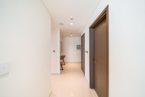 Квартира с 2 спальнями в EMAAR Beachfront, ОАЭ №89687 17