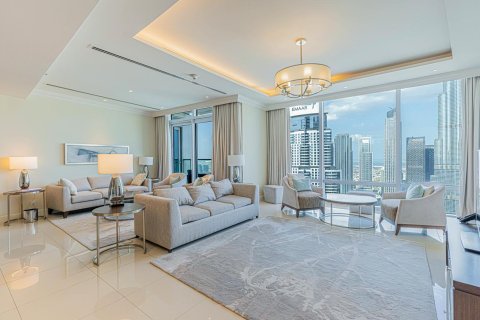 Квартира с 3 спальнями в The Address Residence Fountain Views, ОАЭ №89691 1