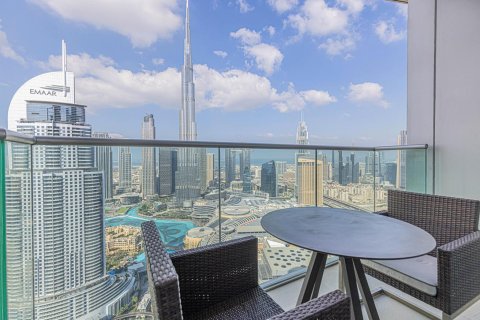 Квартира с 3 спальнями в The Address Residence Fountain Views, ОАЭ №89691 11