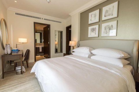 Квартира с 2 спальнями в The Address Residence Fountain Views, ОАЭ №89690 17