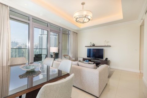 Квартира с 2 спальнями в The Address Residence Fountain Views, ОАЭ №89690 10