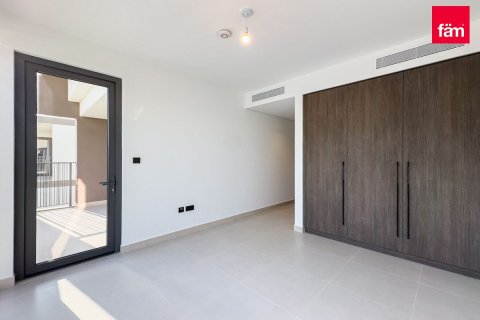 Вилла с 4 спальнями в Tilal Al Ghaf, ОАЭ №148659 22