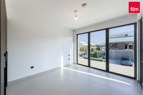 Вилла с 4 спальнями в Tilal Al Ghaf, ОАЭ №148659 12