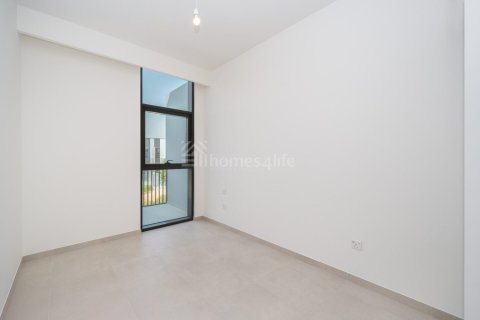 3 bedrooms Villa in Mudon, UAE No. 141150 17