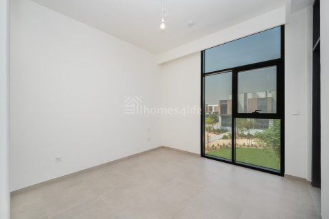 3 bedrooms Villa in Mudon, UAE No. 141150 13