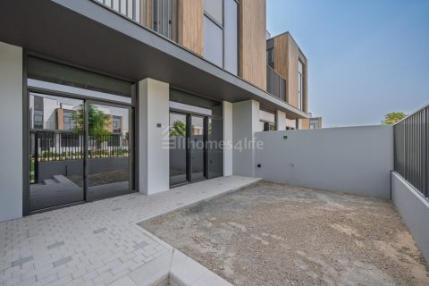 3 bedrooms Villa in Mudon, UAE No. 141150 21