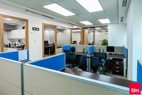 Office de 97.9m² à Sheikh Zayed Road, UAE No. 203062 13
