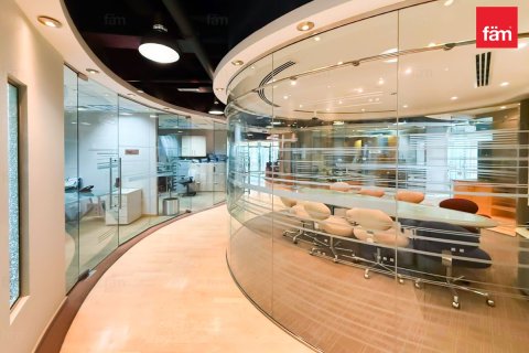 Office de 650.3m² à Bur Dubai, UAE No. 203064 10