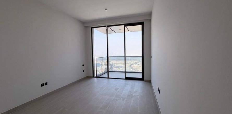 Studio Apartment in Business Bay, UAE No. 169480