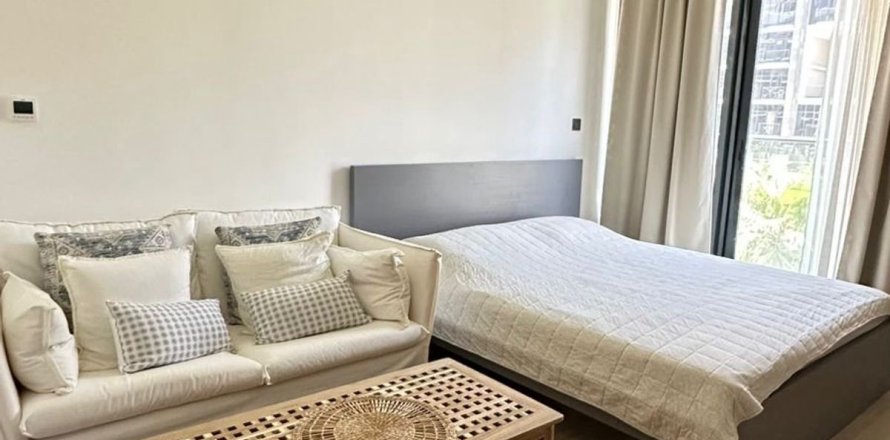 Studio Apartment in Meydan, UAE No. 169477