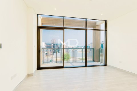 4 bedrooms Villa in Abu Dhabi, UAE No. 43903 32