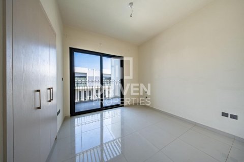 3 bedrooms Townhouse in Dubai, UAE No. 190886 10