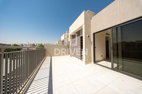 3 bedrooms Townhouse in Dubai, UAE No. 190886 21