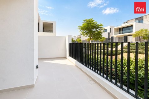 3 bedrooms Townhouse in Dubai, UAE No. 168124 13