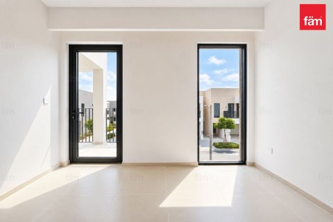 3 bedrooms Townhouse in Dubai, UAE No. 168124 18