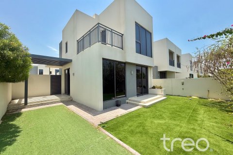 Villa de 4 dormitorios en Maple 3, UAE No. 173980